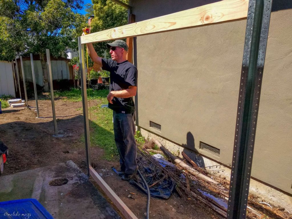 installing modern good neighbor fence leveling